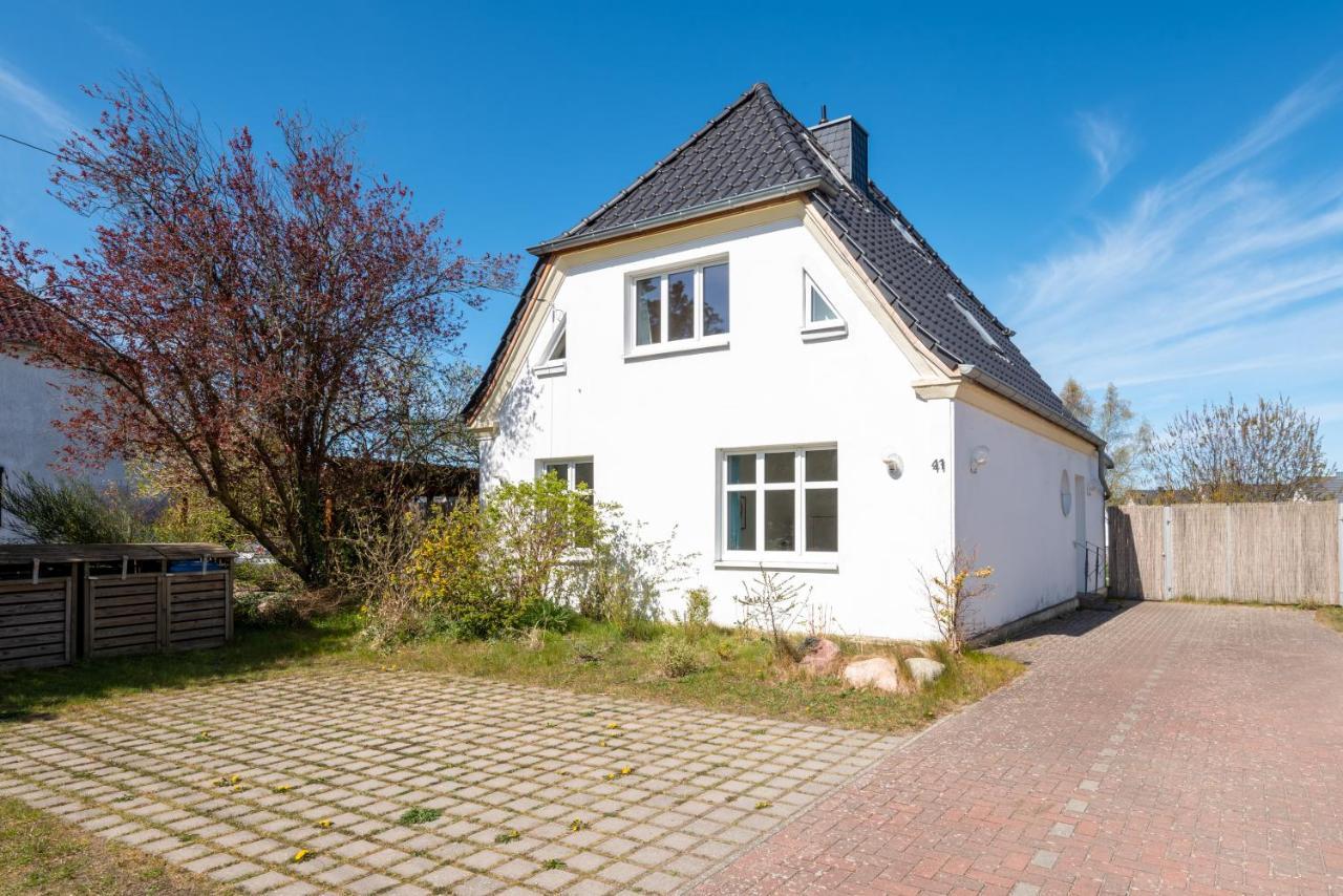 Ferienwohnung Brombeere Mit Grossem Garten Und Balkon グラール・ミューリッツ エクステリア 写真